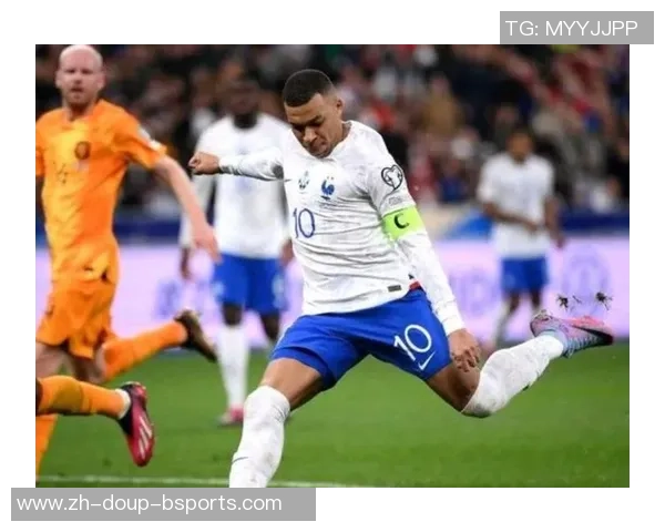 法国世预赛4-0乌克兰！第17次进世界杯+接连8届入围 姆巴佩2射1传